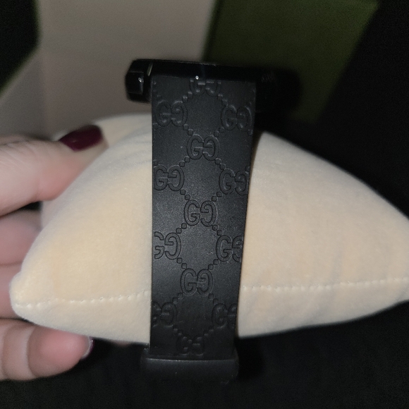 Gucci 114-2 Digital watch - Picture 5 of 9
